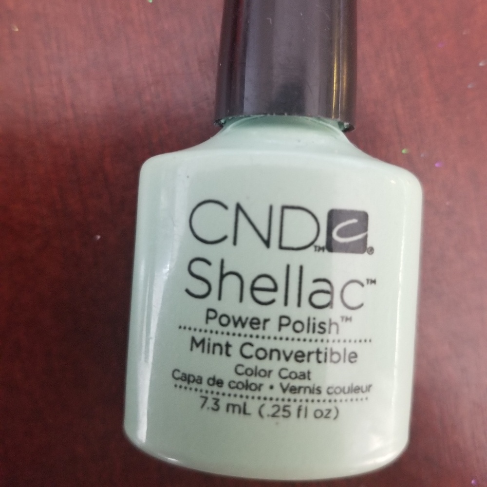CND Shellac